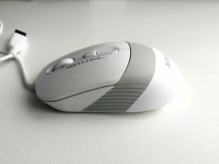 Мышь проводная A4Tech Fstyler FM10 белый/серый, 1600 dpi, USB, кнопки - 4