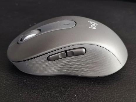 Мышь беспроводная Logitech Signature M650 графитовый, 4000 dpi, радиоканал, Bluetooth, USB, кнопки - 5