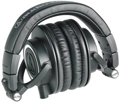 Гарнитура проводная AUDIO-TECHNICA ATH-M50X Black мониторные,закрытые,диаметр 45мм,част 15-28000Гц,макс. входн мощность 1600мВт,импеданс 38Ом,чувствительность 99дБ,два кабеля в комплекте: витой и прямой, черный