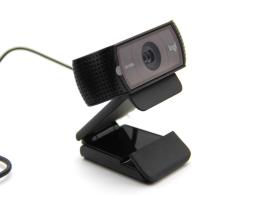 Веб-камера Logitech C920 1920x1080, 30 кадр/с, USB Type-A, микрофон (2 шт, шумоподавление), автоматическая фокусировка, автоосвещение, универсальное крепление